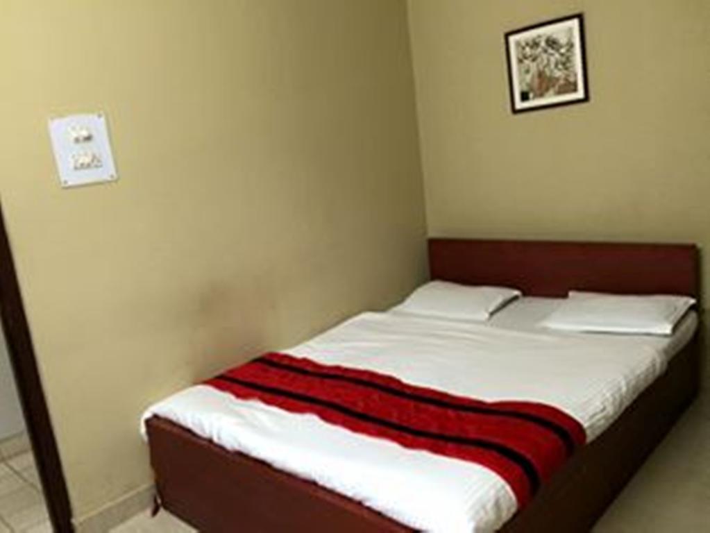 سيليجوري Breeze Hotel المظهر الخارجي الصورة