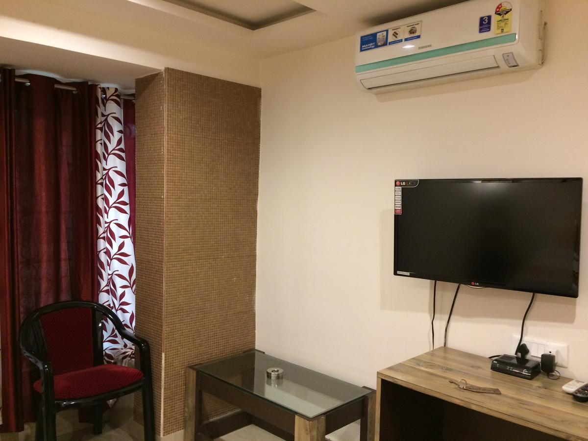 سيليجوري Breeze Hotel المظهر الخارجي الصورة